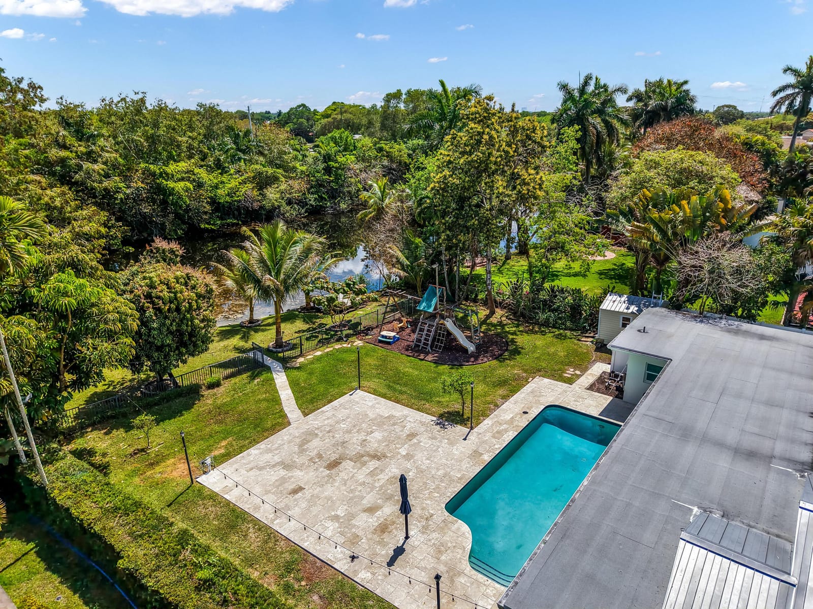 1120 E Tropical Way, Plantation, FL 33317 photo 16