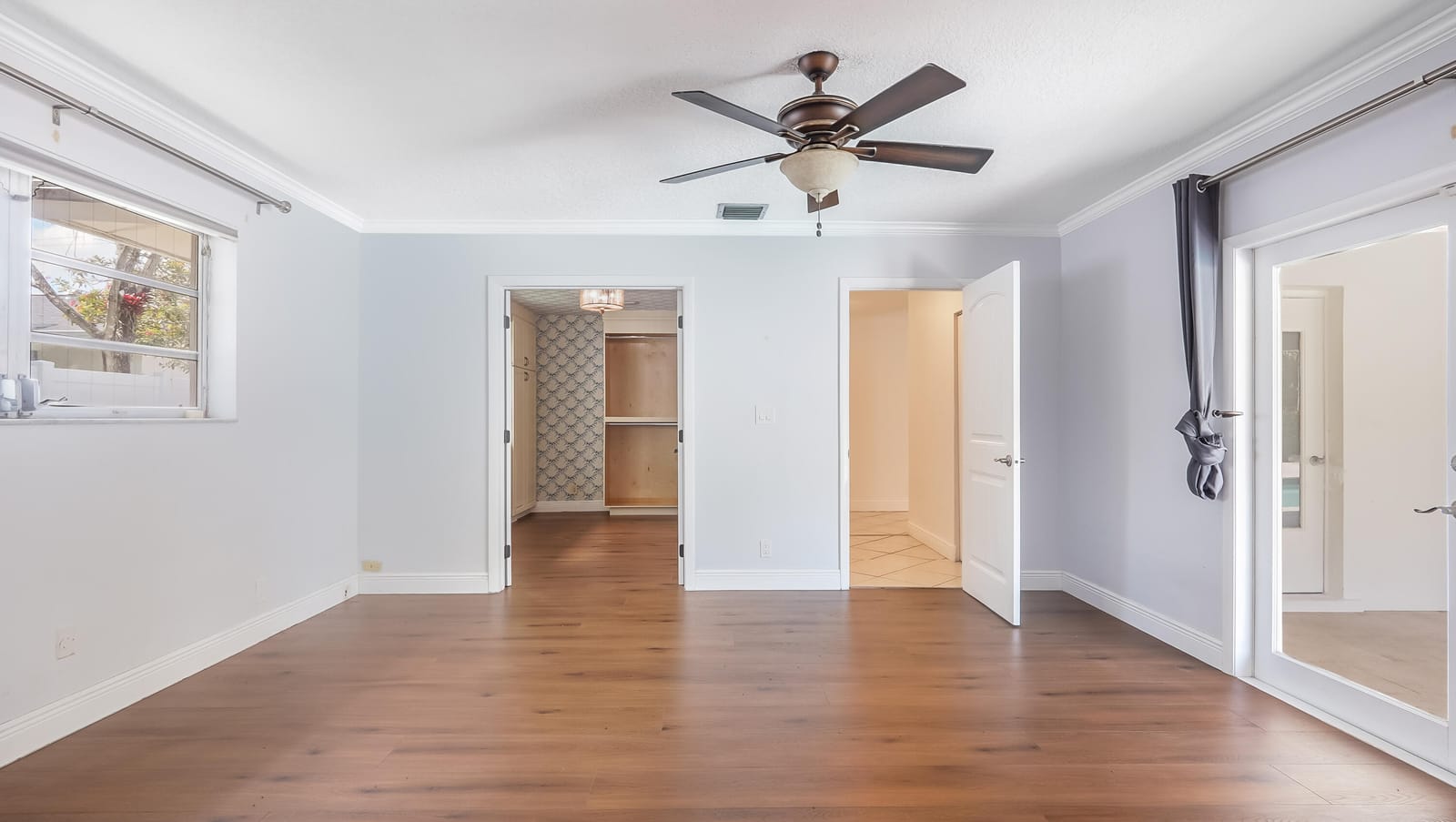 1120 E Tropical Way, Plantation, FL 33317 photo 21