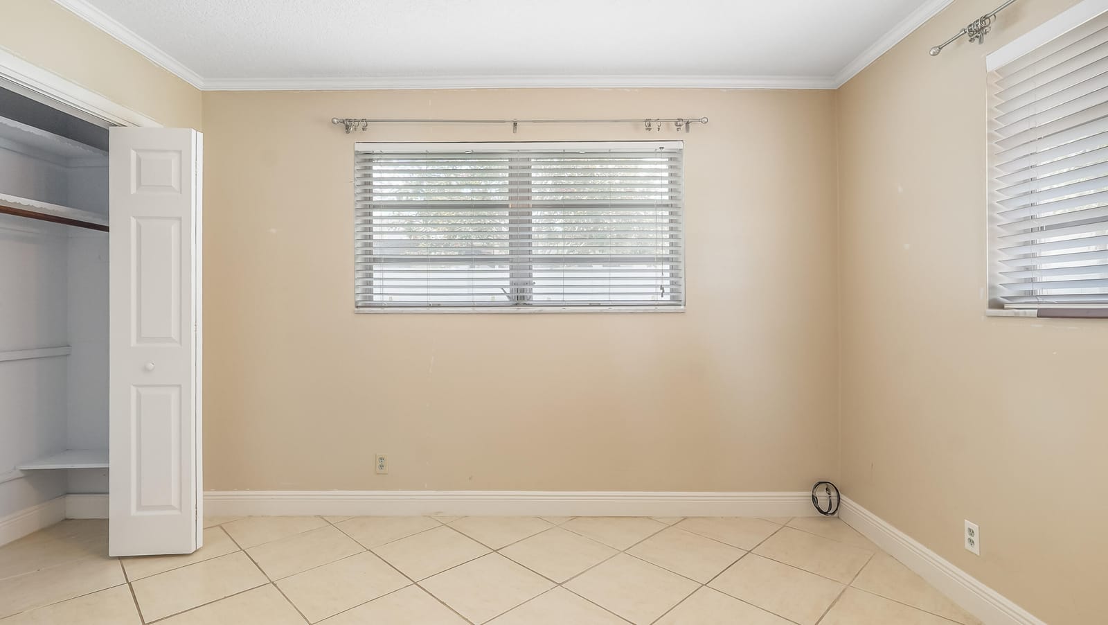 1120 E Tropical Way, Plantation, FL 33317 photo 24