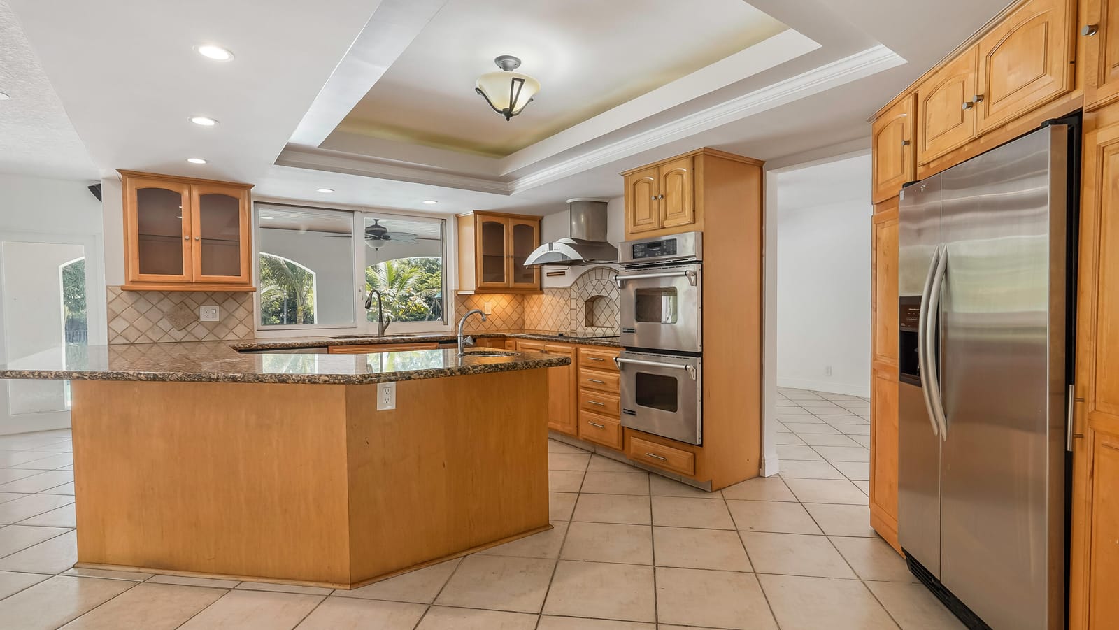 1120 E Tropical Way, Plantation, FL 33317 photo 6