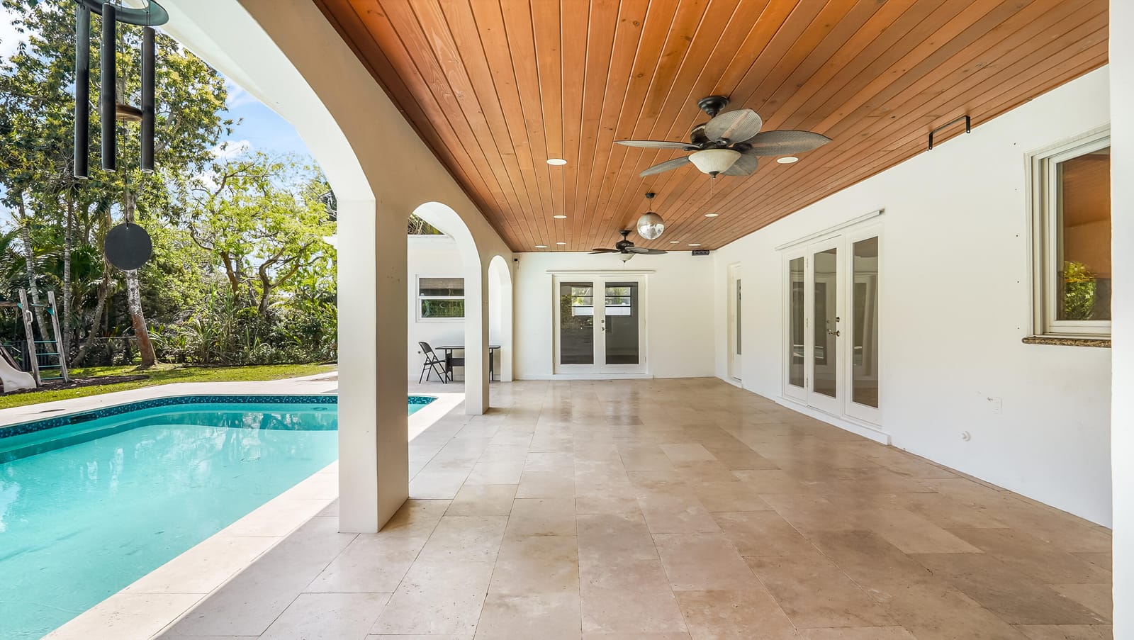 1120 E Tropical Way, Plantation, FL 33317 photo 10