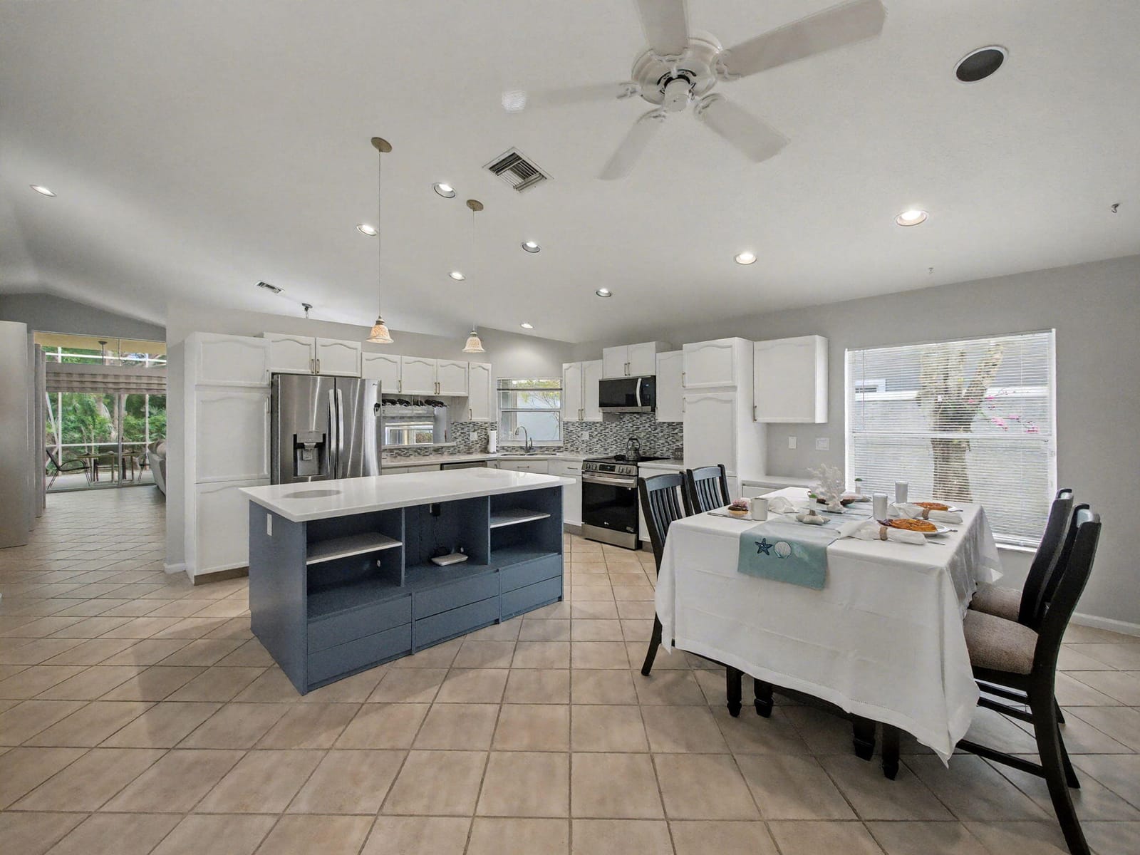 157 Harbor Lake Circle, Greenacres, FL 33413 photo 9