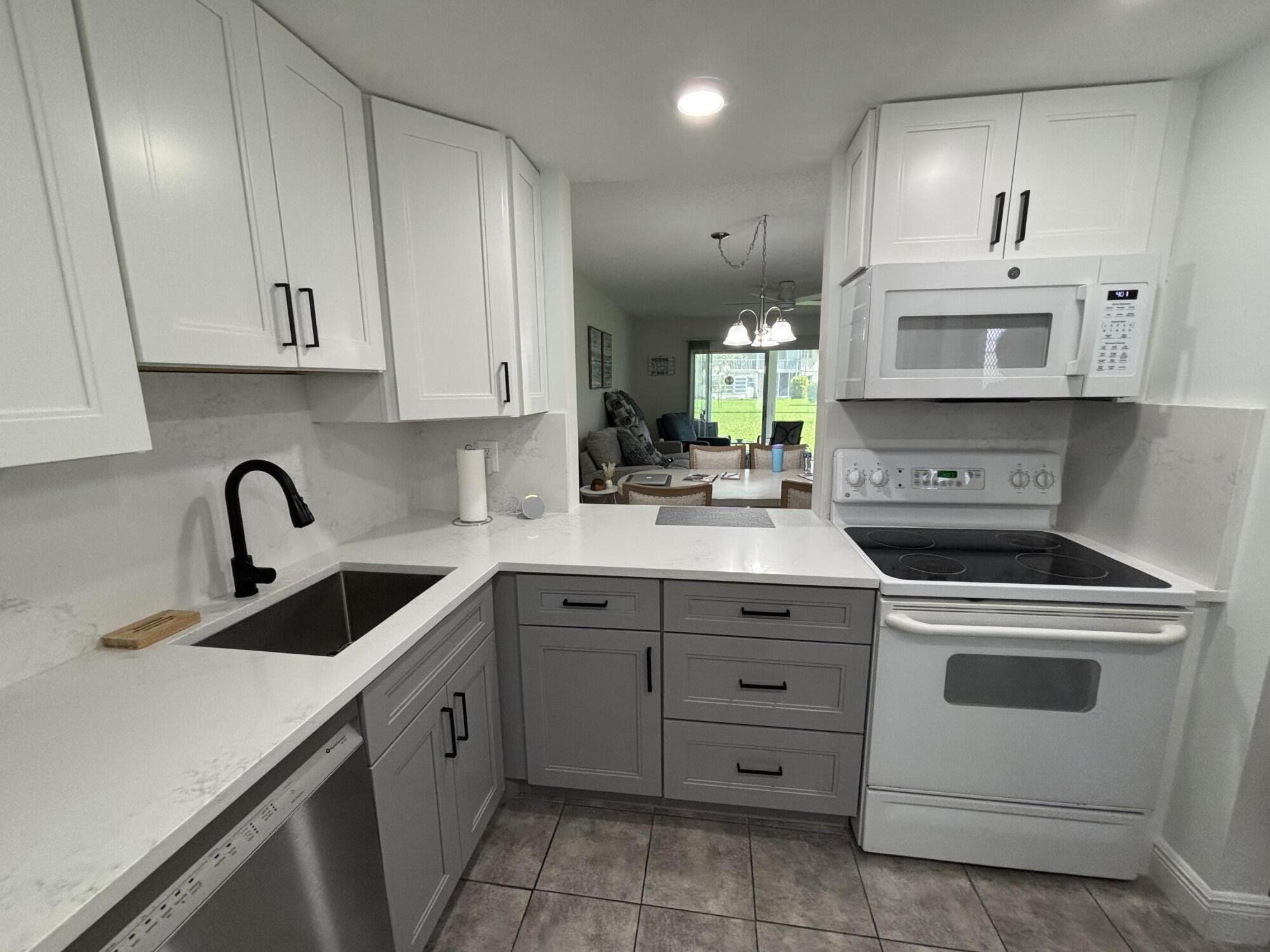 33 Abbey Lane 106, Delray Beach, FL 33446, Delray Beach