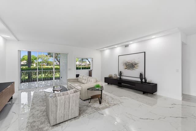 5082 Lake Catalina Drive A, Boca Raton, FL 33496