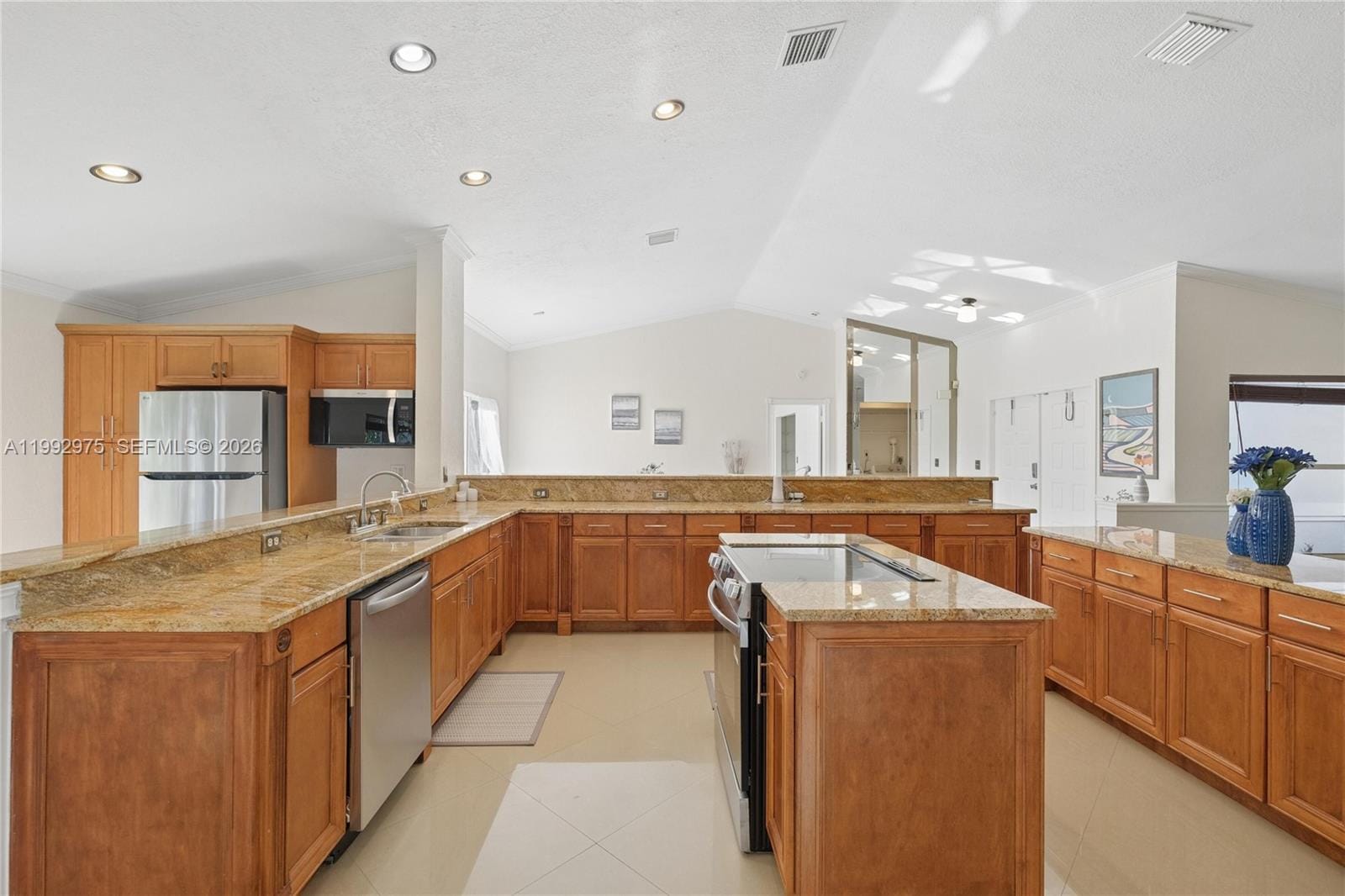 2025 SW 90th Avenue, Miramar, FL 33025 photo 10