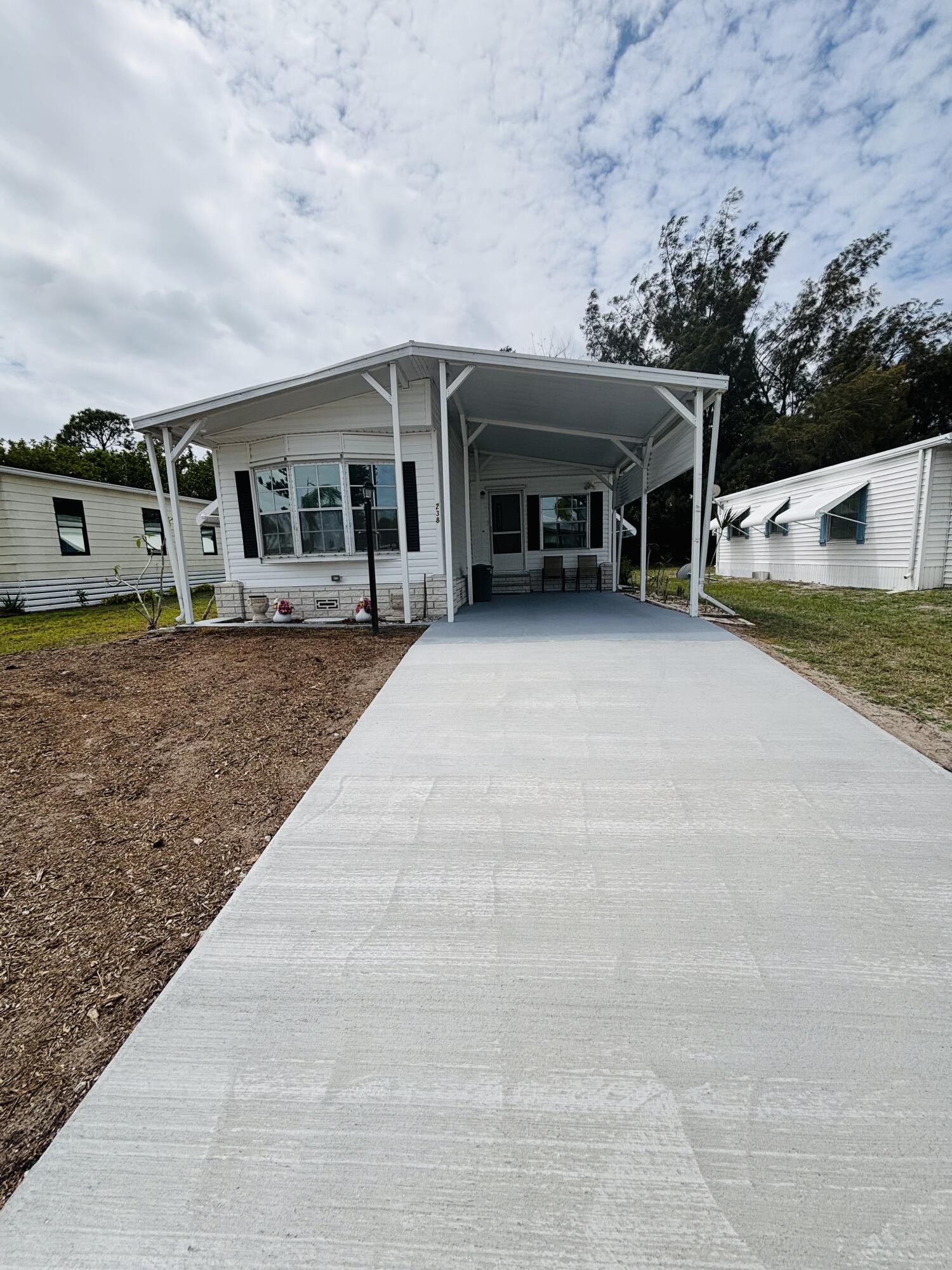 238 W Caribbean, Port St. Lucie, FL 34952, Port St Lucie