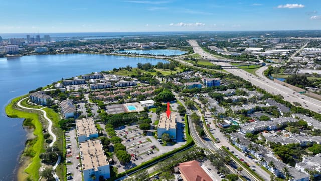 500 Executive Center Drive 3-j, West Palm Beach, FL 33401