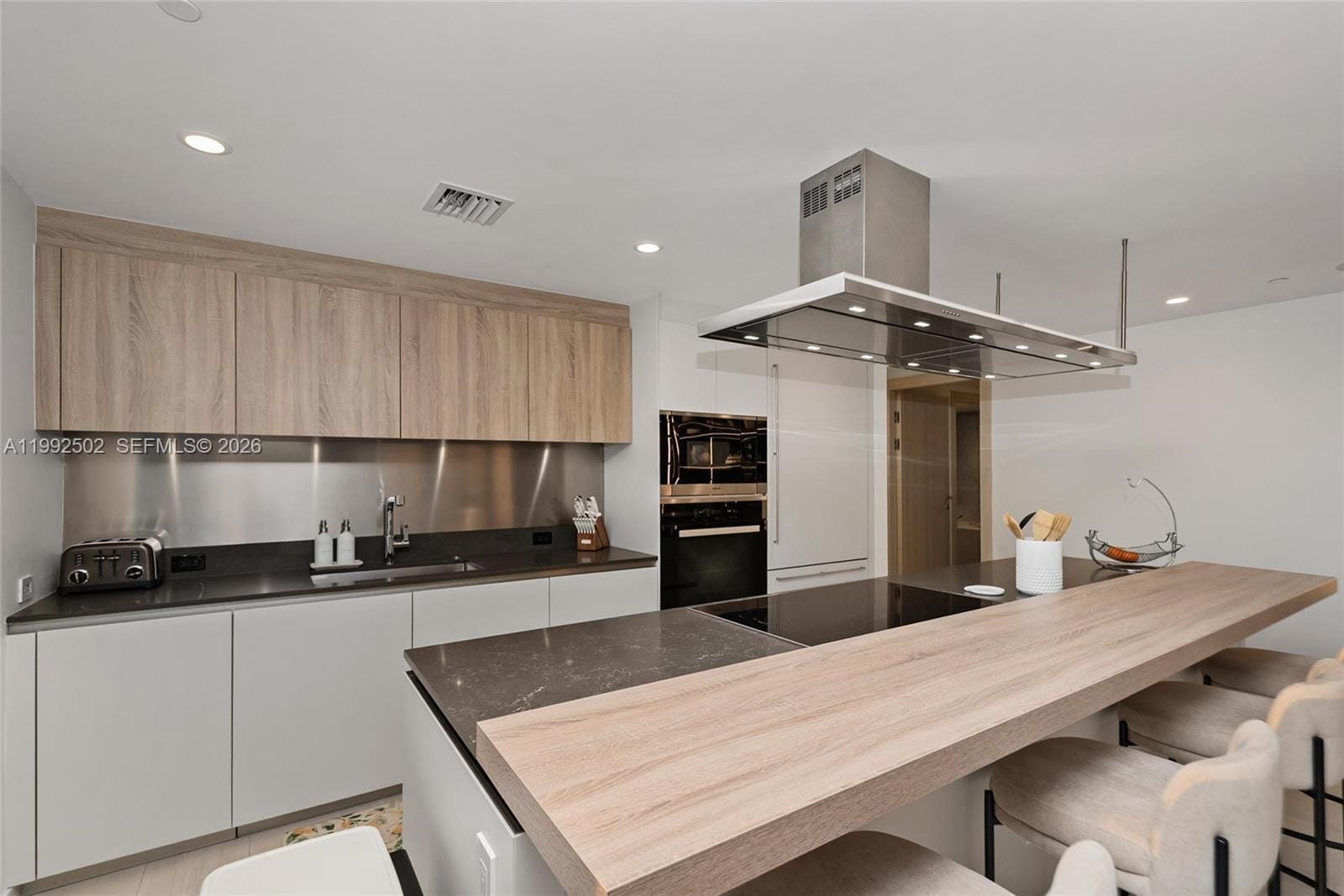 1000 Brickell Plaza 3702, Miami, FL 33131 photo 28