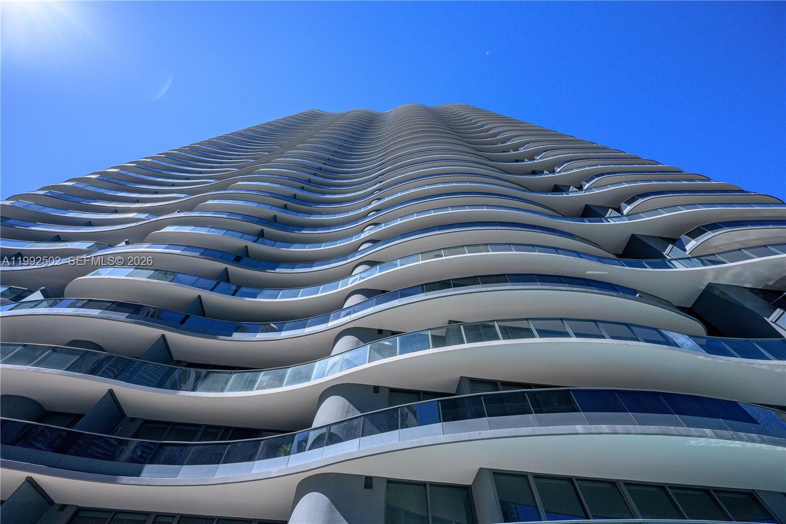 1000 Brickell Plaza 3702 — photo 8