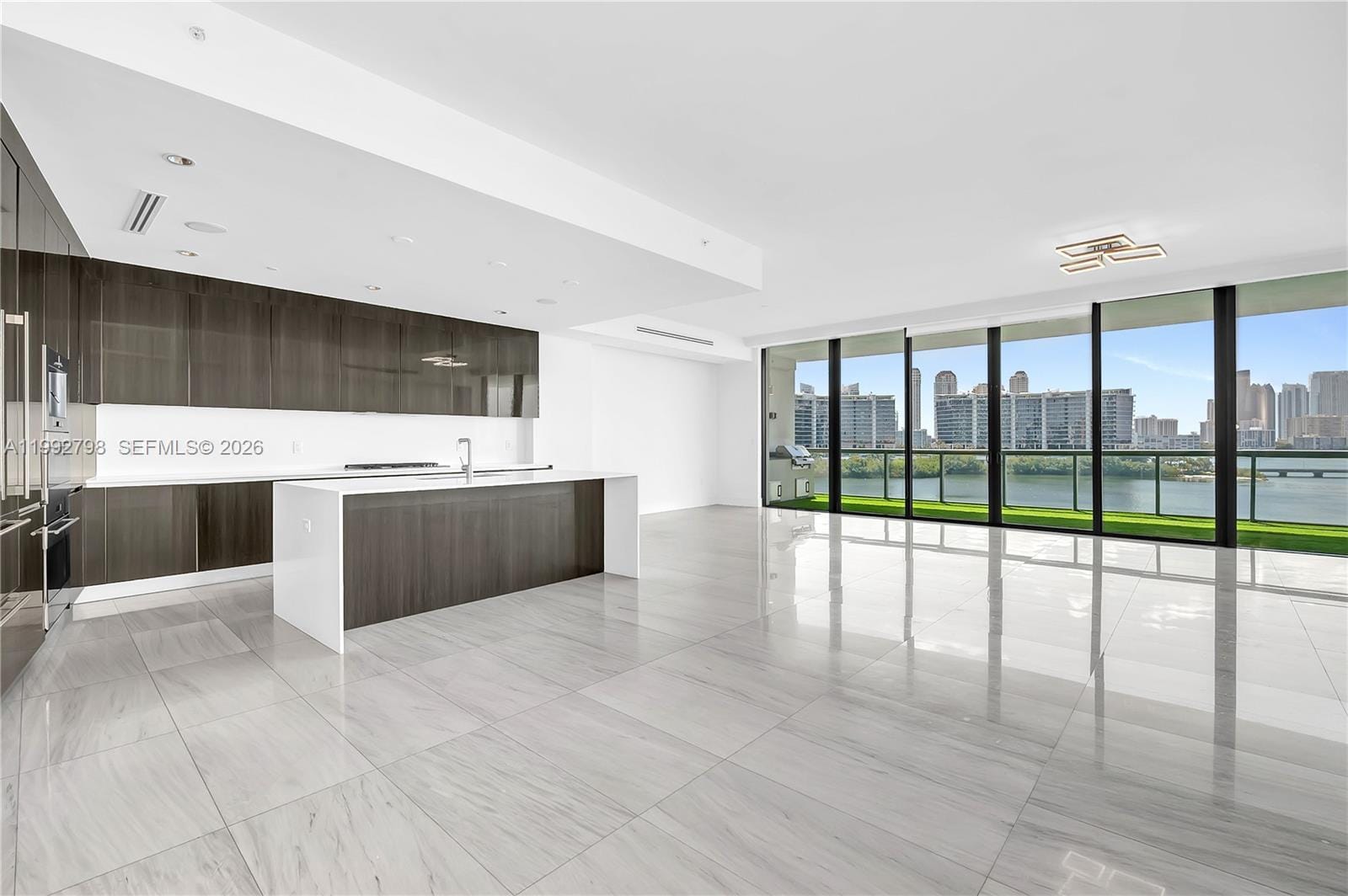 3300 NE 188th Street 615, Aventura, FL 33180 photo 3