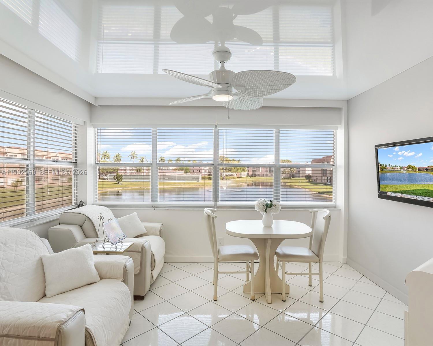 9580 Sunrise Lakes Boulevard 205, Sunrise, FL 33322, Sunrise