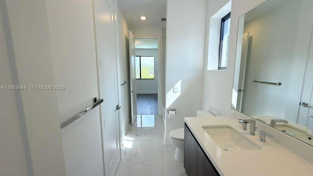 19708 NE 14th Avenue, Miami, FL 33179 photo 23