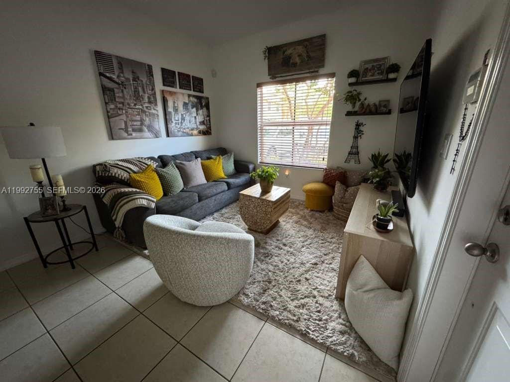 1083 SW 143 Avenue 1206 — photo 4