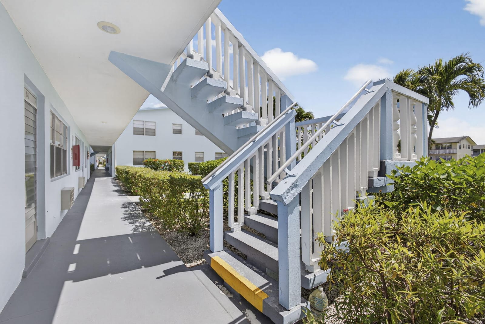 106 Camden E — photo 4