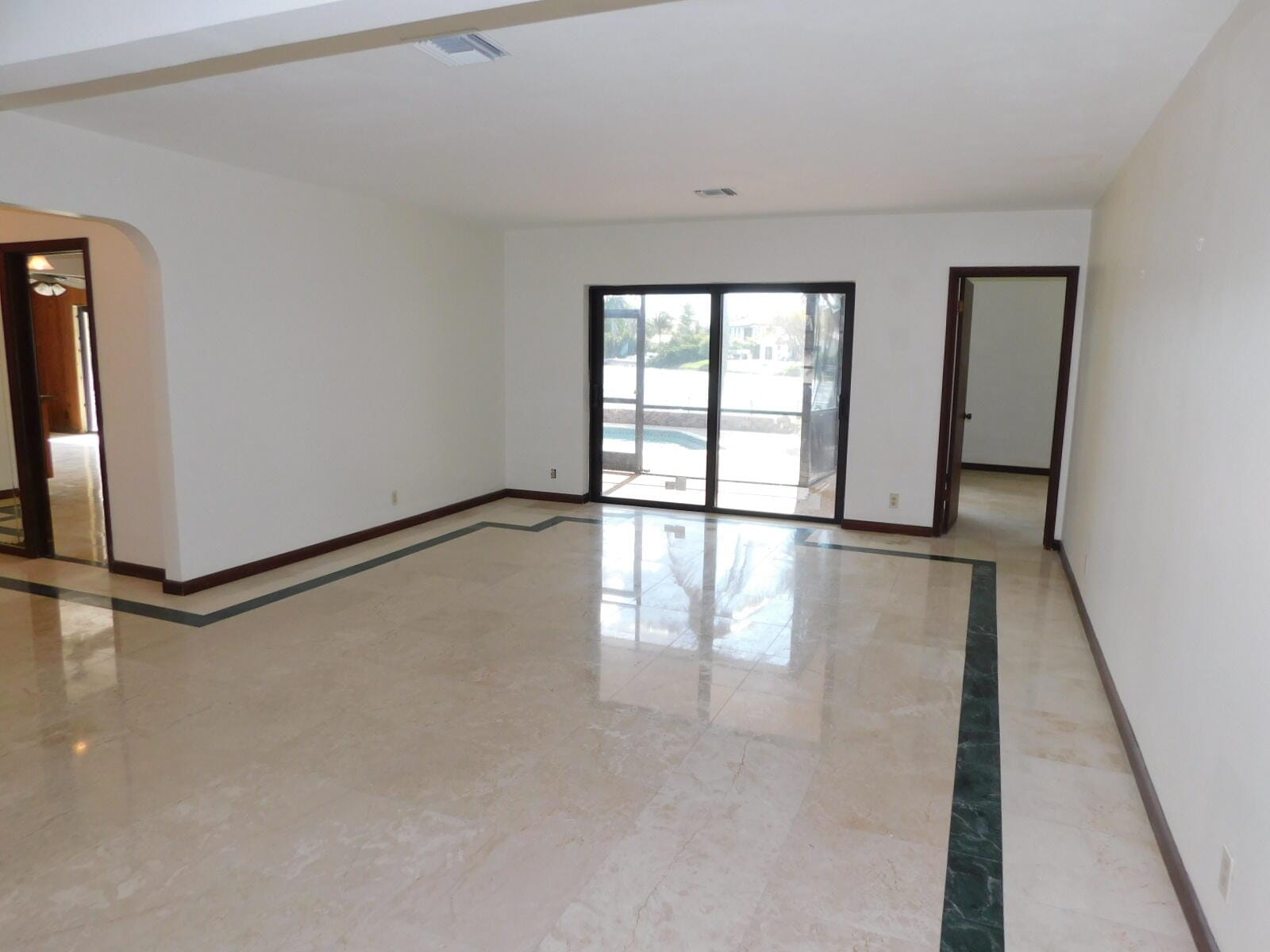 21411 Highland Lakes Boulevard, Miami, FL 33179 photo 18