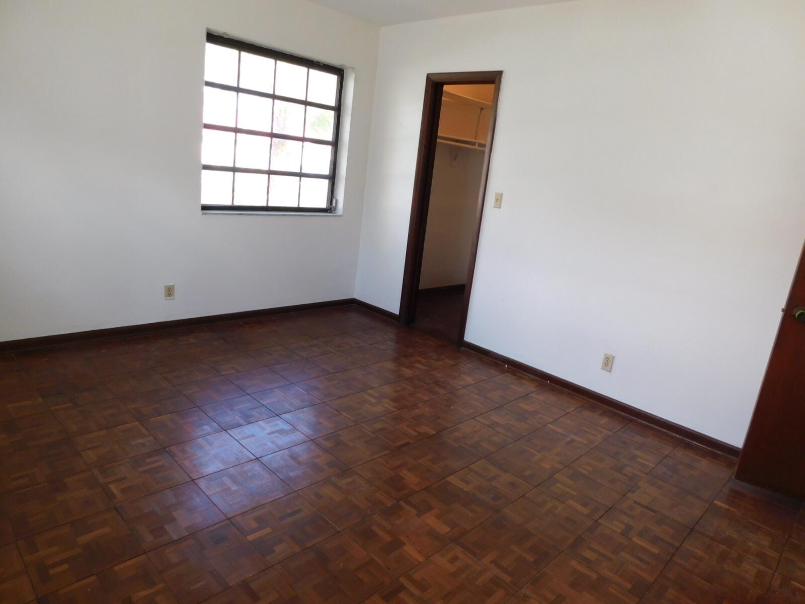 21411 Highland Lakes Boulevard, Miami, FL 33179 photo 24
