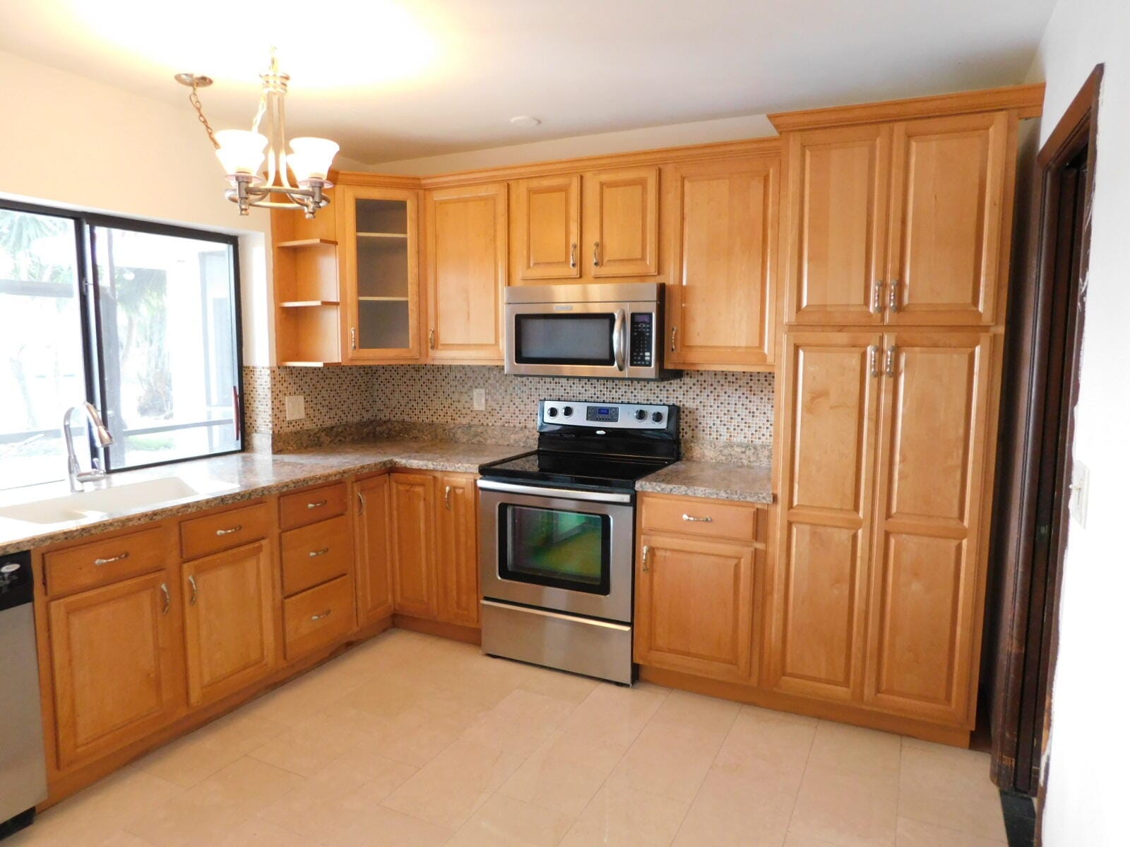 21411 Highland Lakes Boulevard — photo 7