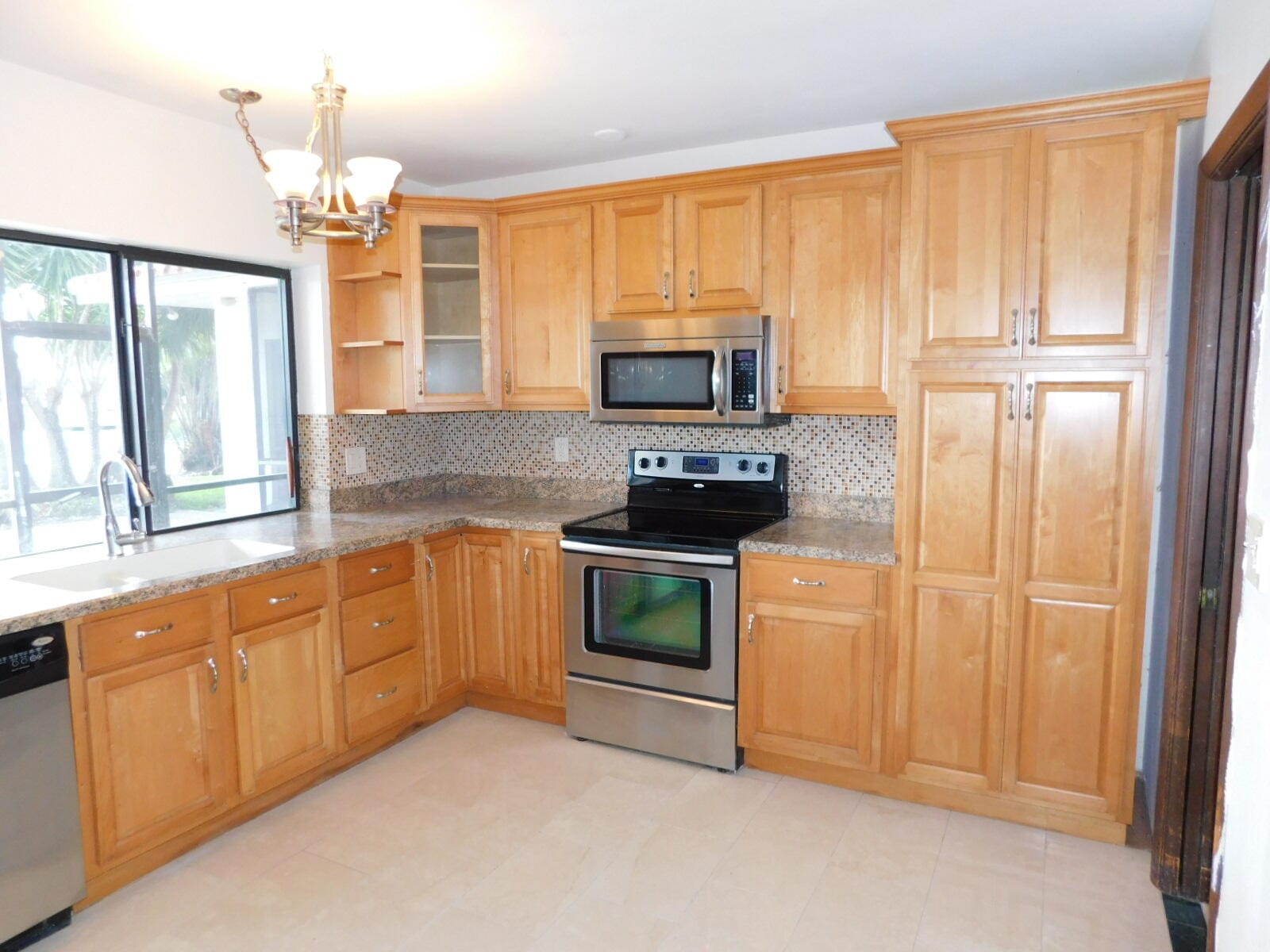 21411 Highland Lakes Boulevard — photo 8