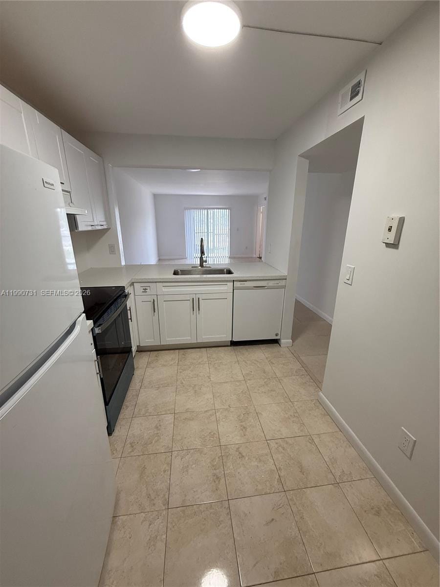 860 NE 207th Terrace 8-106, Miami, FL 33179 photo 4