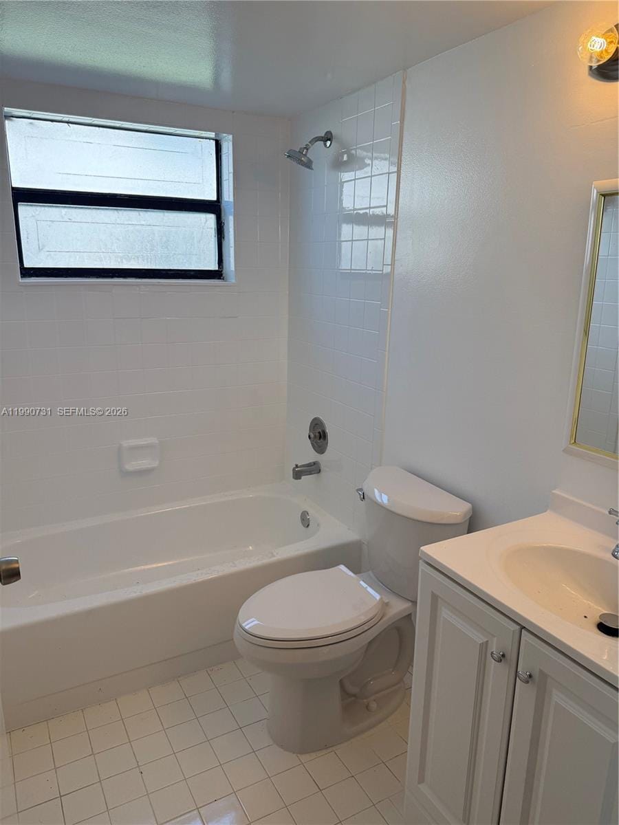 860 NE 207th Terrace 8-106, Miami, FL 33179 photo 6