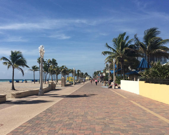 511 S Surf Road, Hollywood, FL 33019, Hollywood
