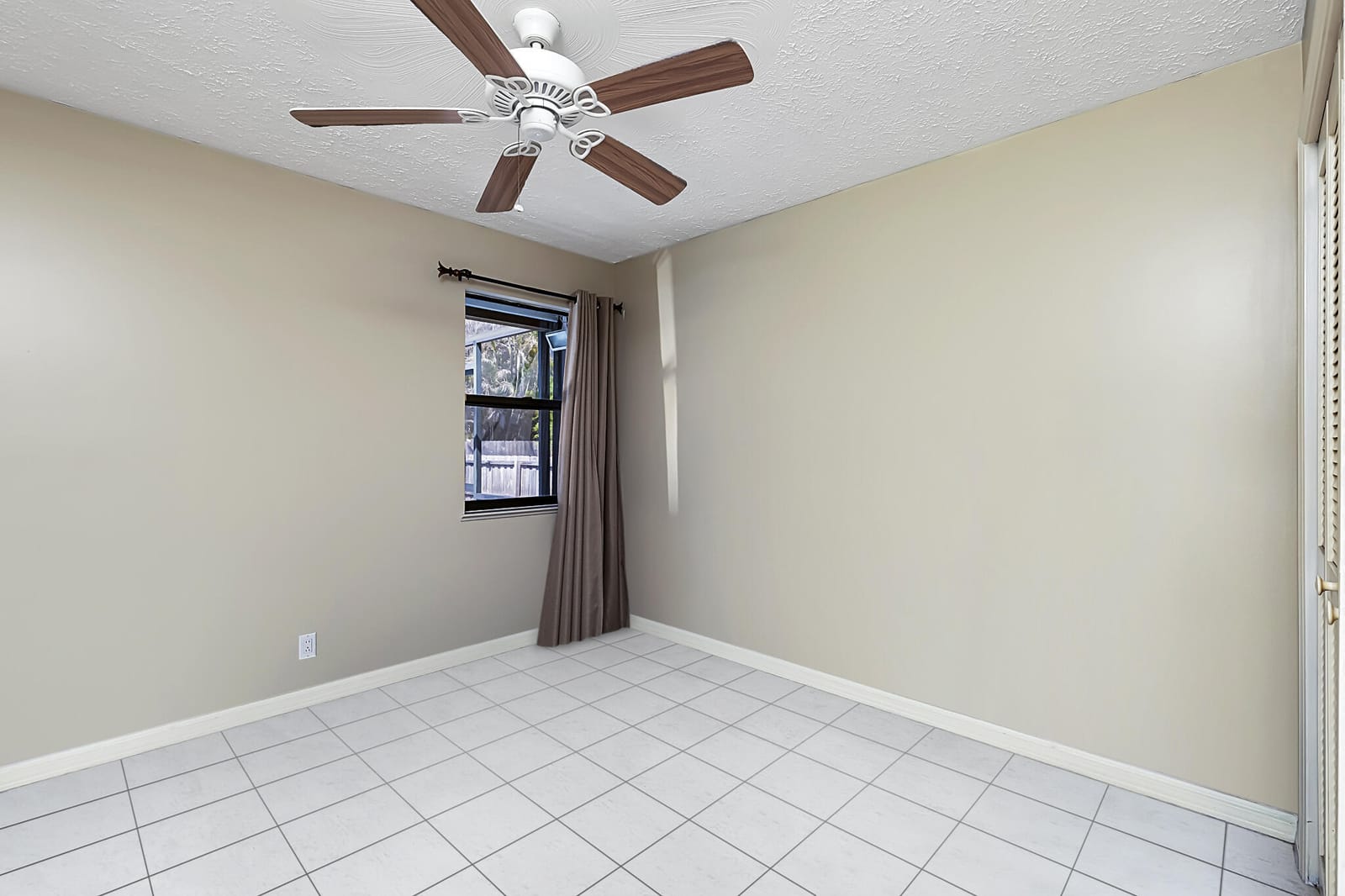 471 SE Ron Rico Terrace, Port St. Lucie, FL 34983 photo 22