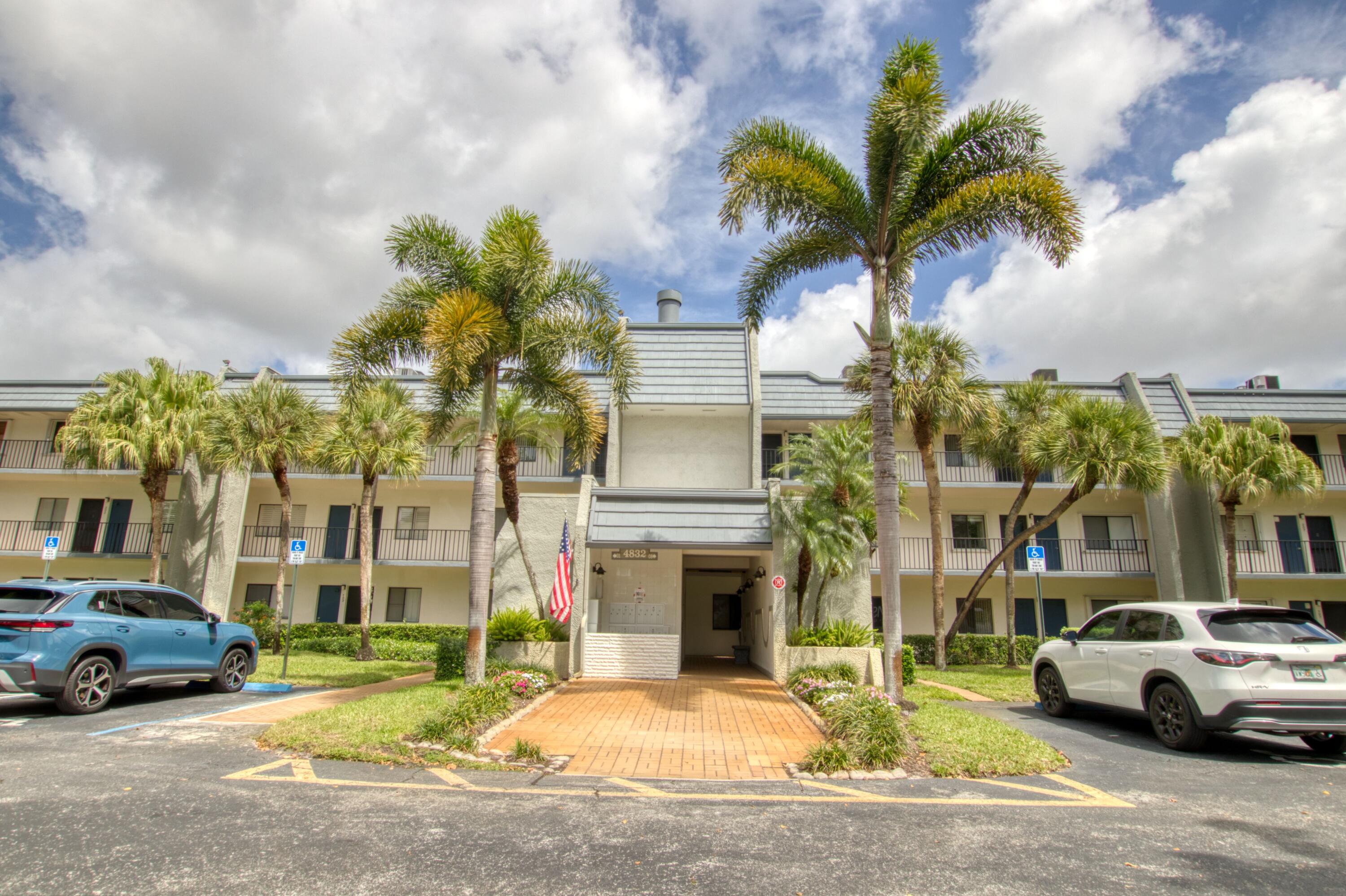 4832 Esedra Court 204, Lake Worth, FL 33467, Lake Worth