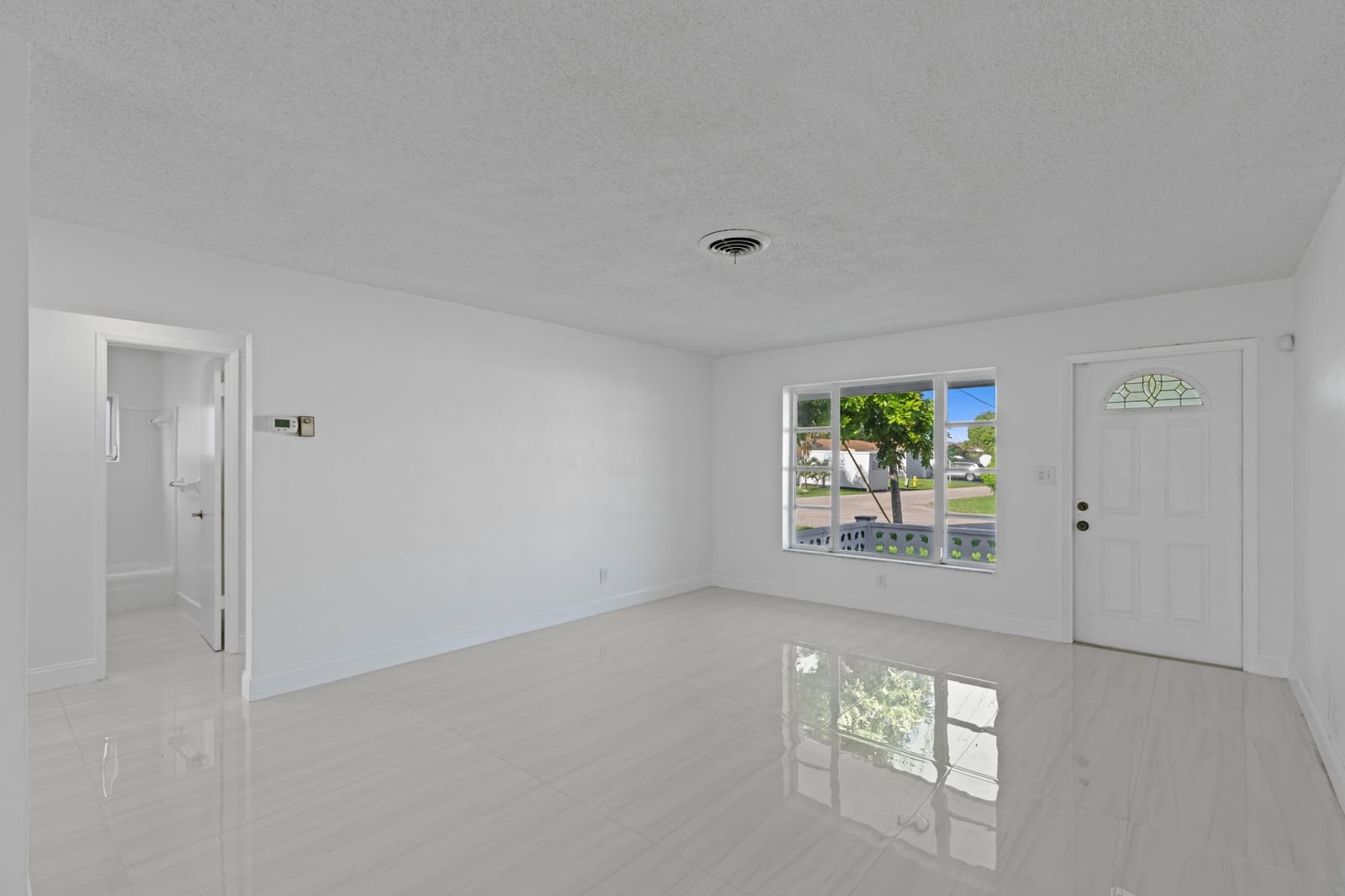 4300 NW 45th Terrace, Lauderdale Lakes, FL 33319 photo 8