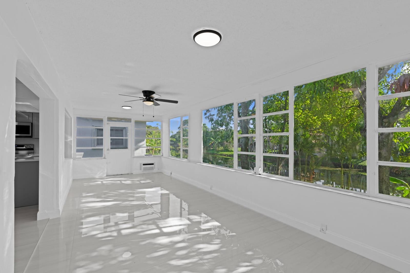 4300 NW 45th Terrace, Lauderdale Lakes, FL 33319 photo 10