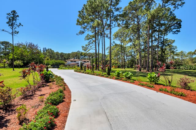 14645 Black Bear Road, Palm Beach Gardens, FL 33418