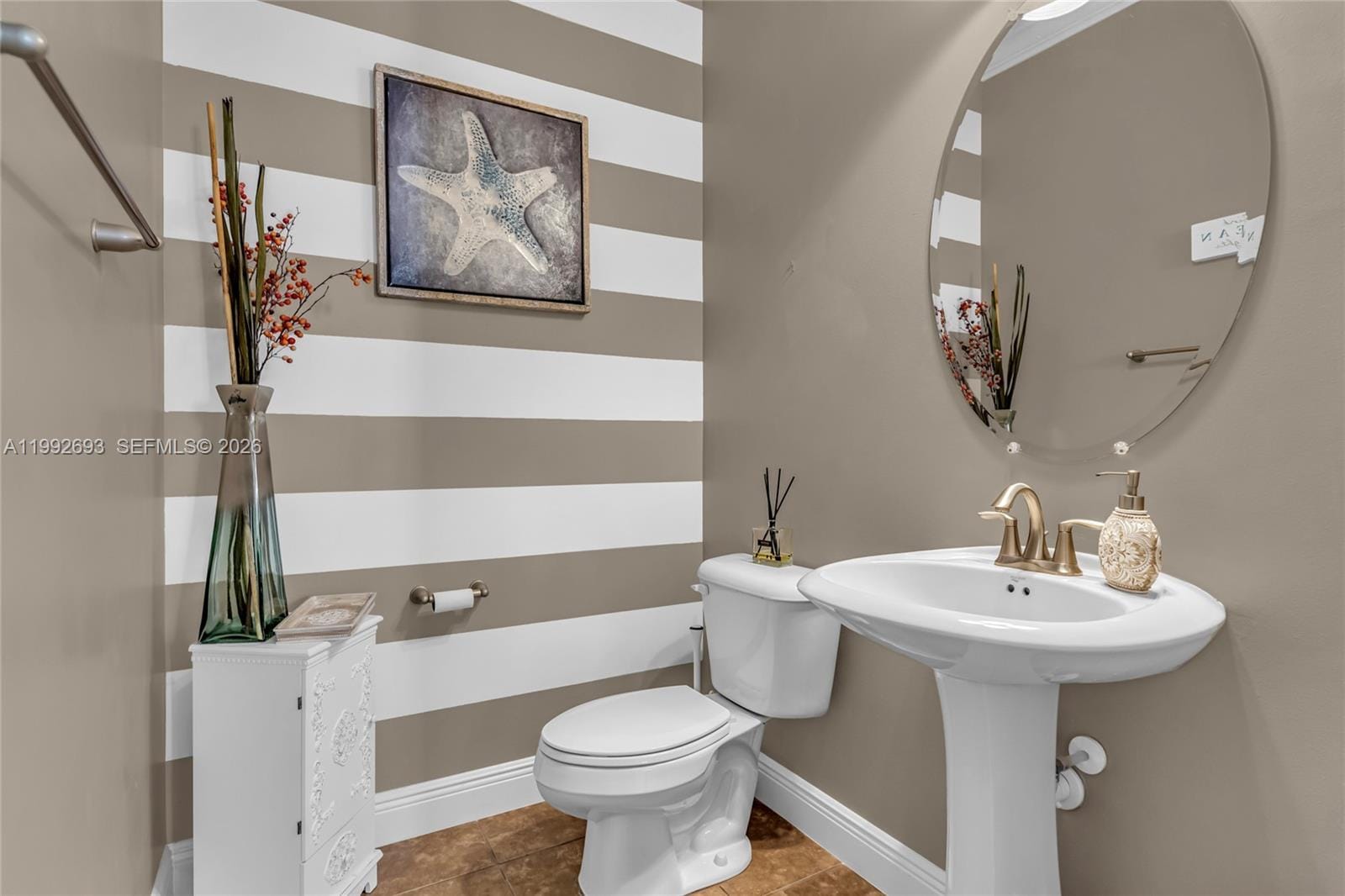 2131 Foxtail View Court — photo 12