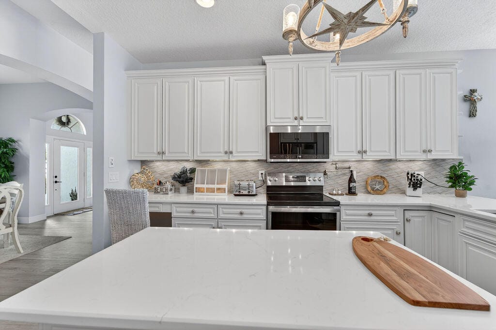 527 NW Bellworth Place, Jensen Beach, FL 34957 photo 16