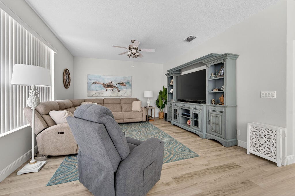 527 NW Bellworth Place, Jensen Beach, FL 34957 photo 24