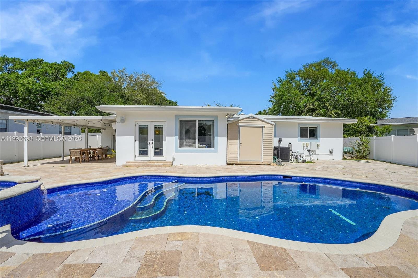 30 Bentley Drive, Miami Springs, FL 33166 photo 2
