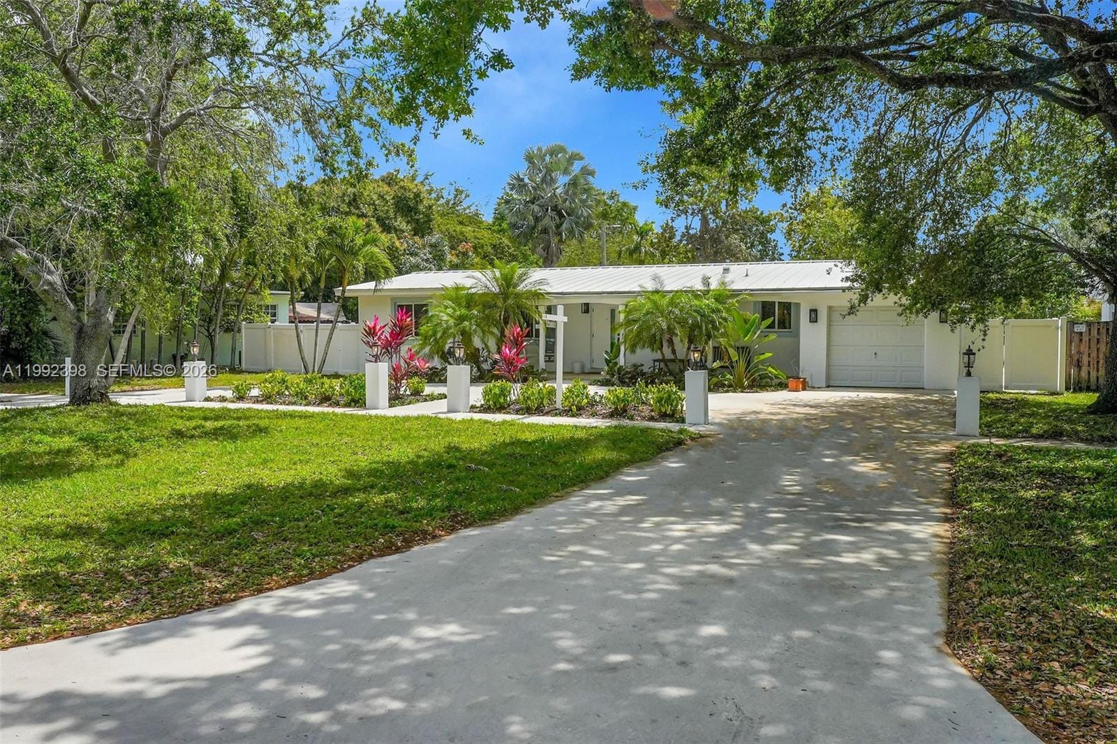 30 Bentley Drive, Miami Springs, FL 33166 photo 11