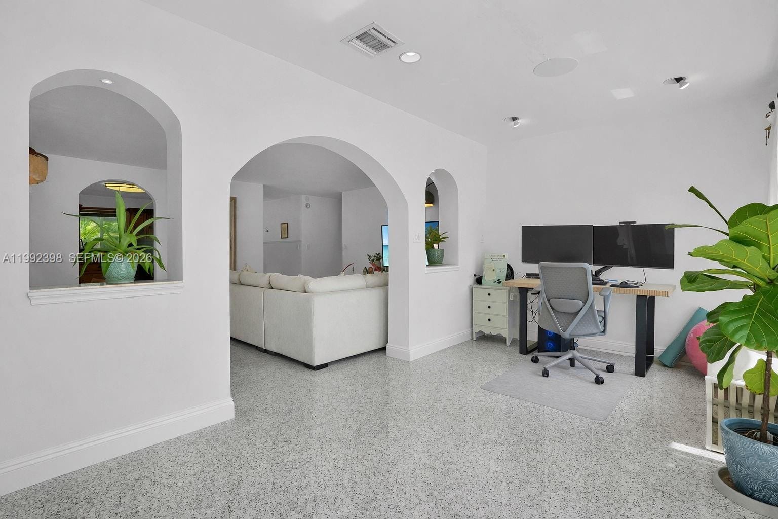 30 Bentley Drive, Miami Springs, FL 33166 photo 18
