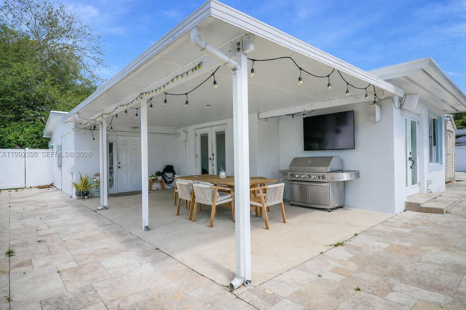 30 Bentley Drive, Miami Springs, FL 33166 photo 7