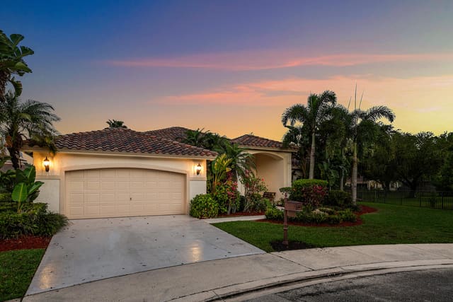 549 Stonemont Lane, sold in The Lakes, Weston, FL
