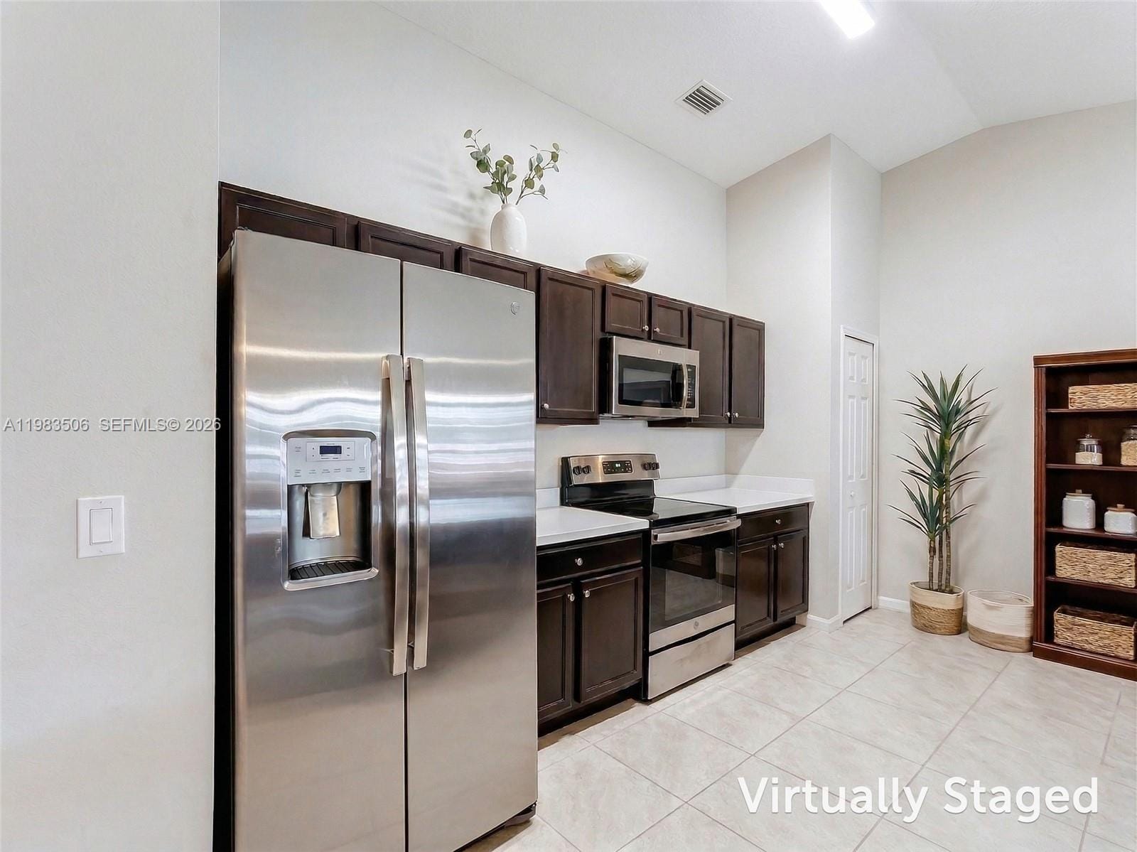 865 SW Mccracken Avenue — photo 10