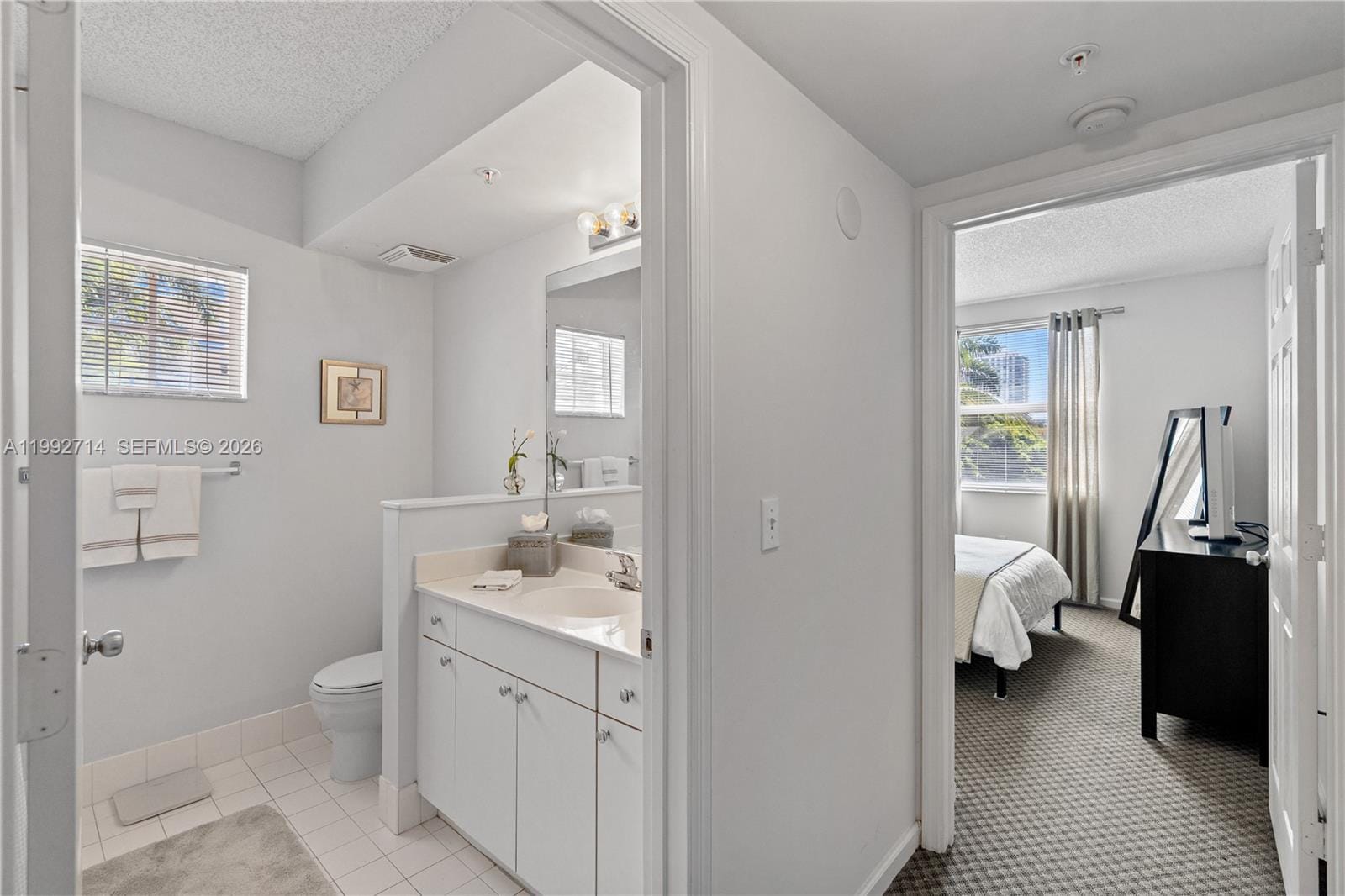 17100 N Bay Road 1301, Sunny Isles Beach, FL 33160 photo 22
