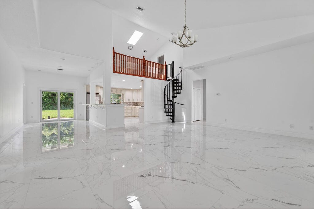 376 SW Paar Drive — photo 11