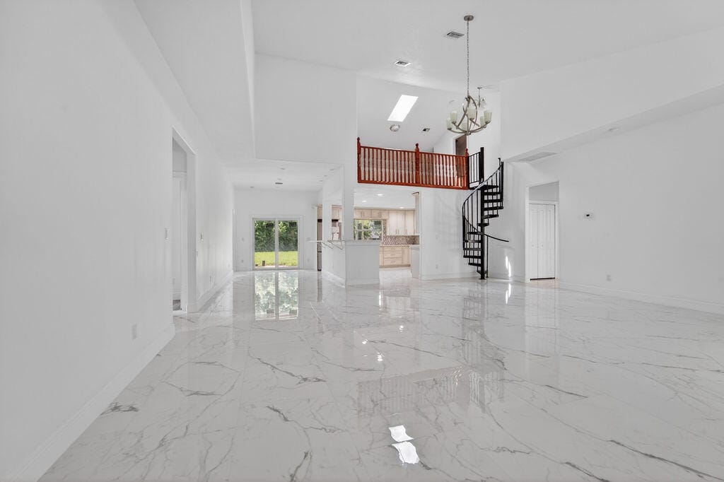 376 SW Paar Drive — photo 12