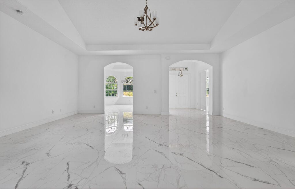 376 SW Paar Drive — photo 6