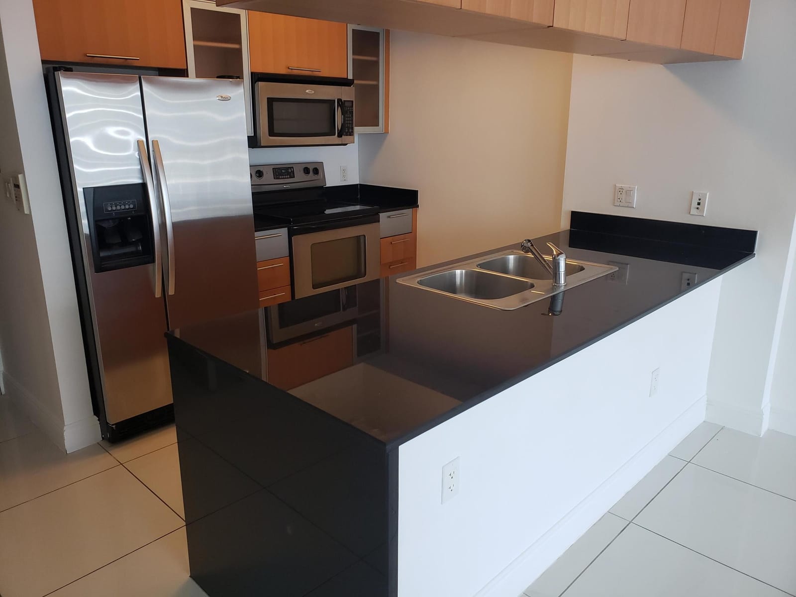 1750 N Bayshore Drive 5205, Miami, FL 33132 photo 2