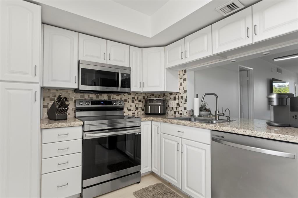 3100 NE 48th Court 413, Lighthouse Point, FL 33064 photo 8