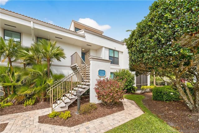 13264 Harbour Ridge Boulevard 8B, Palm City, FL 34990