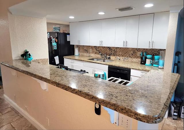 2790 NW 80th Avenue, Sunrise, FL 33322