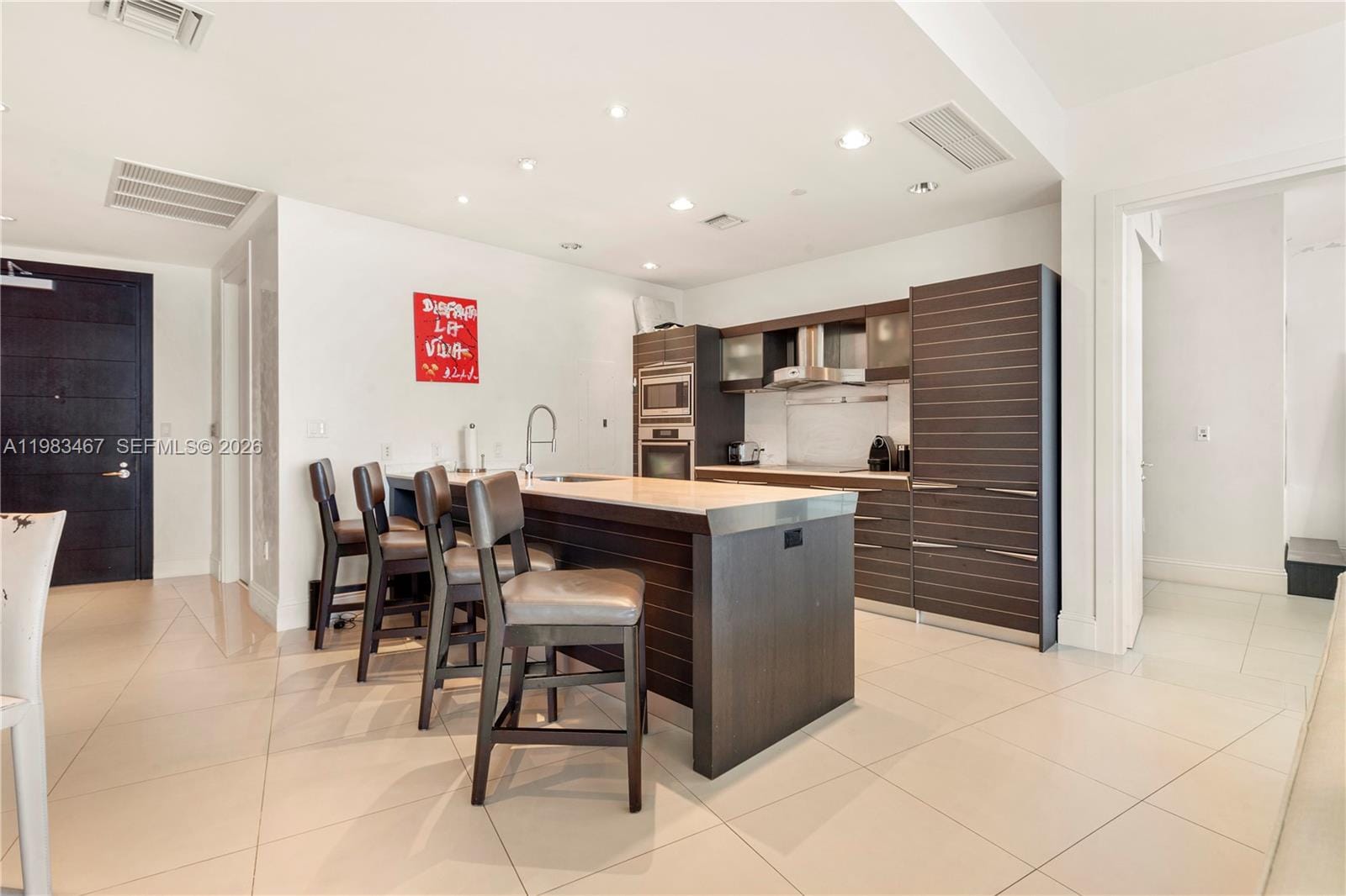 200 Biscayne Boulevard Way 4907, Miami, FL 33131 photo 3