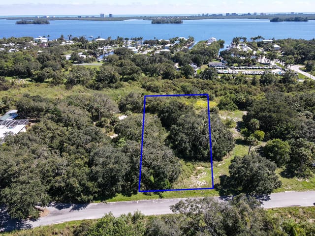 4112 Mariner Oaks Way, Fort Pierce, FL 34946