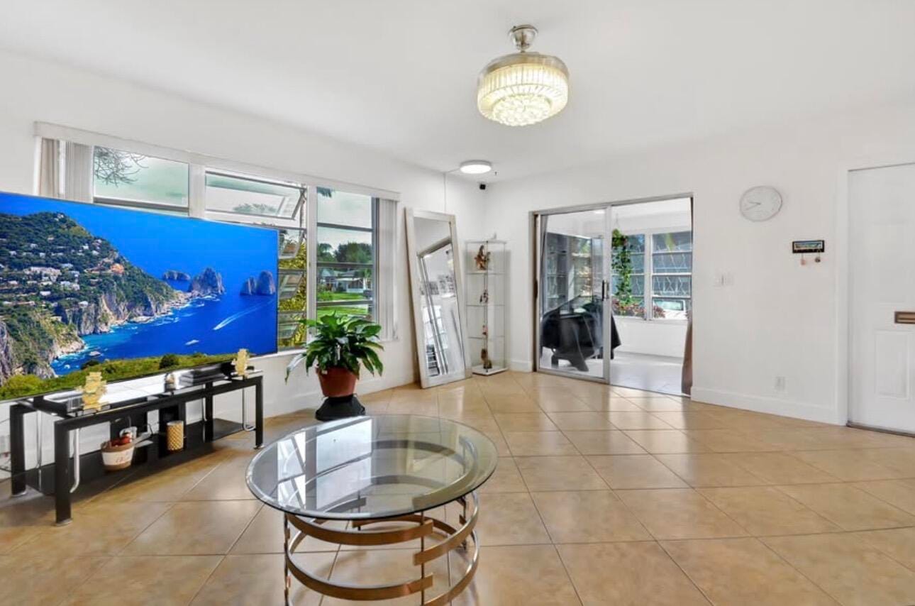 1232 Club Drive W D, Delray Beach, FL 33445 photo 16